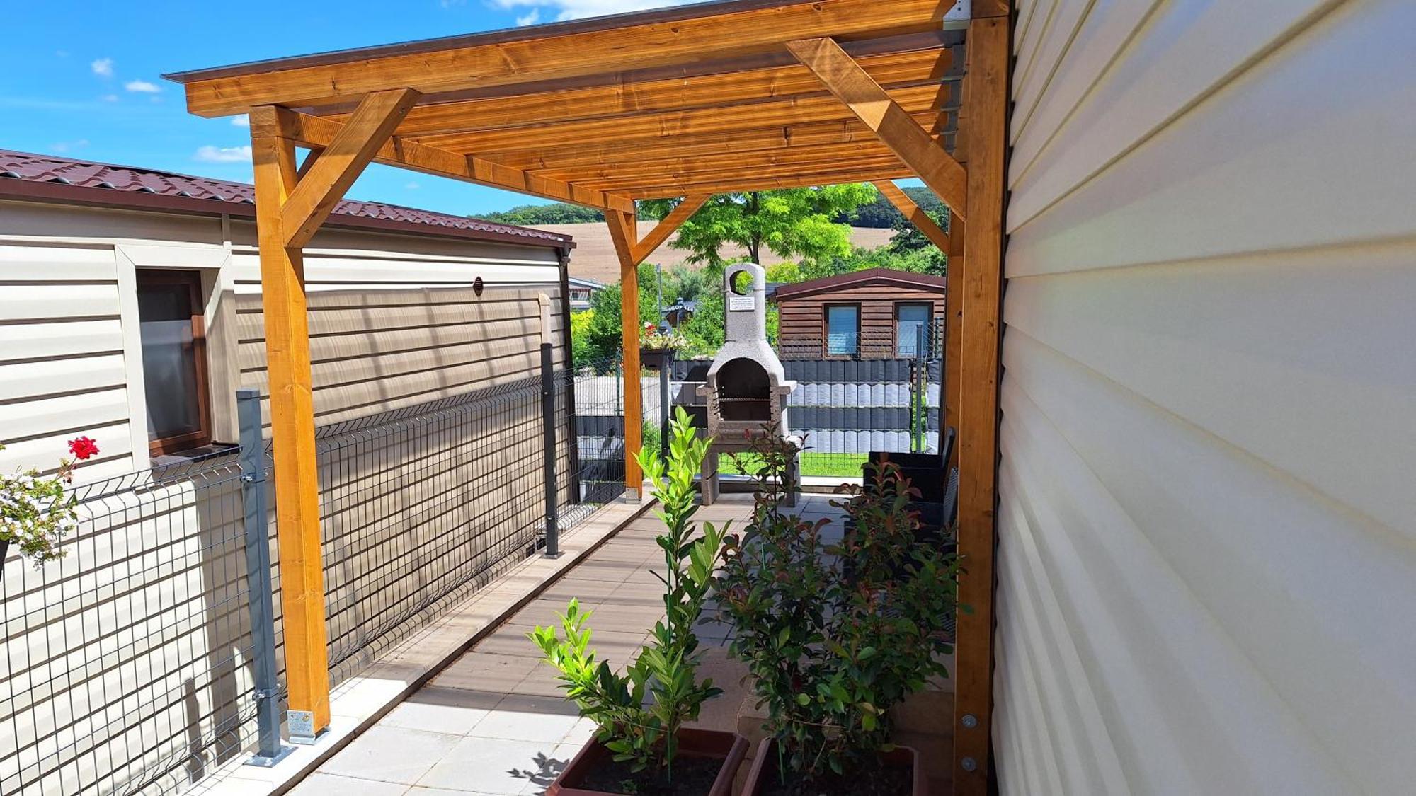 Bungalows Michalka - โปดไฮสกา ภายนอก รูปภาพ