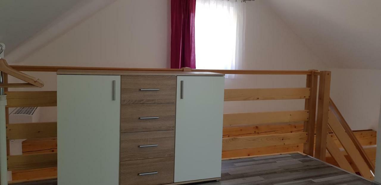 Bungalows Michalka - โปดไฮสกา ภายนอก รูปภาพ